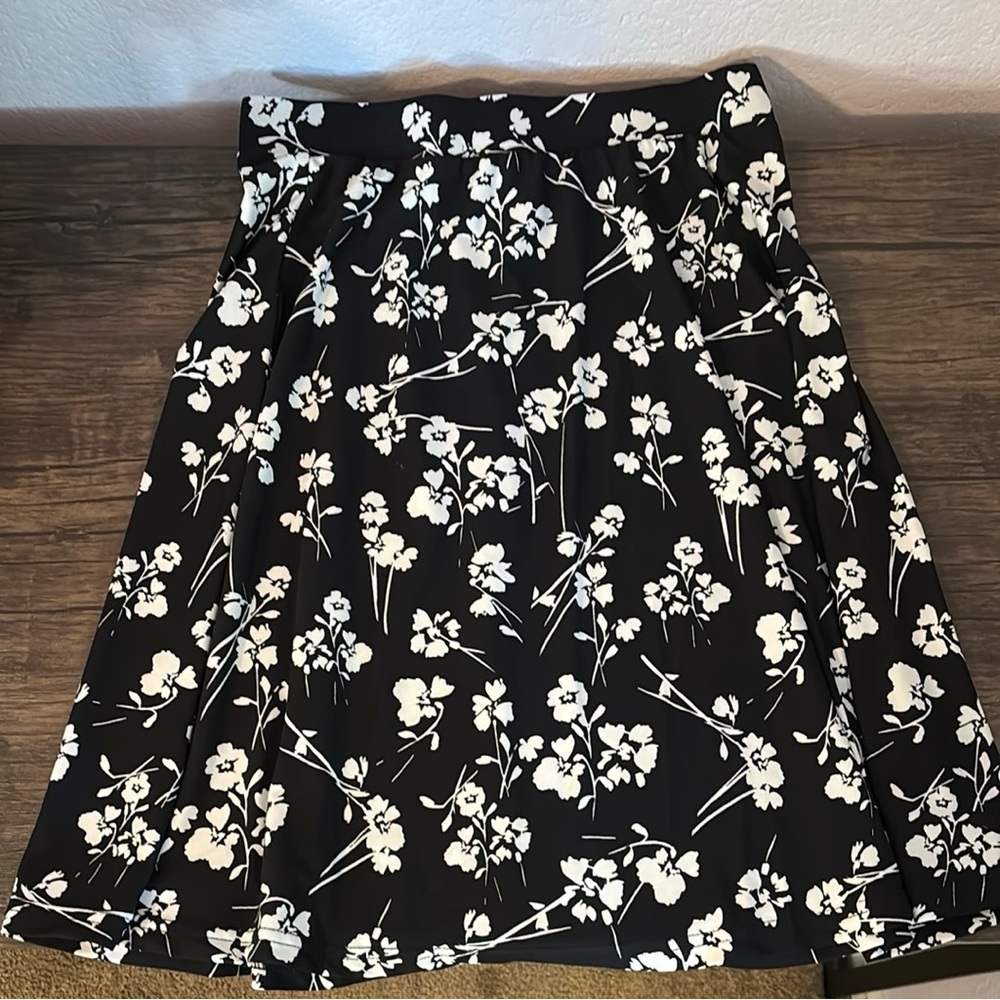 floral skirt size XS